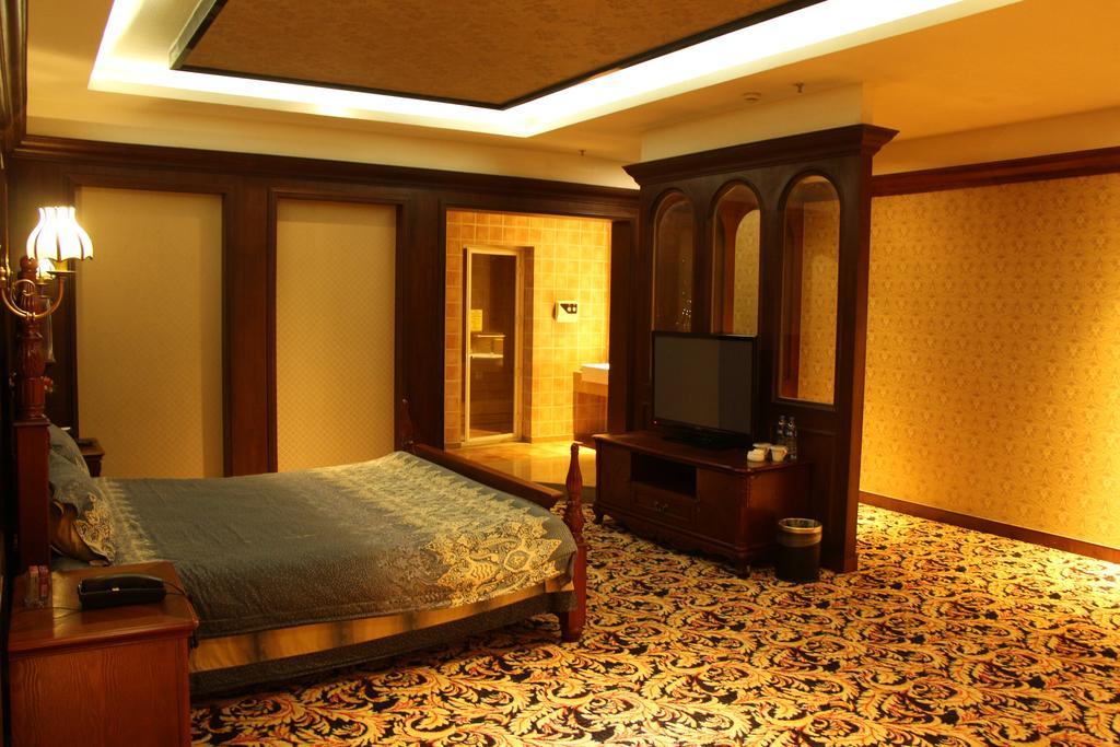 Zhuhai Rongfeng Hotel Extérieur photo