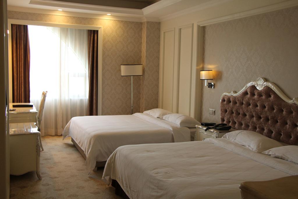 Zhuhai Rongfeng Hotel Extérieur photo