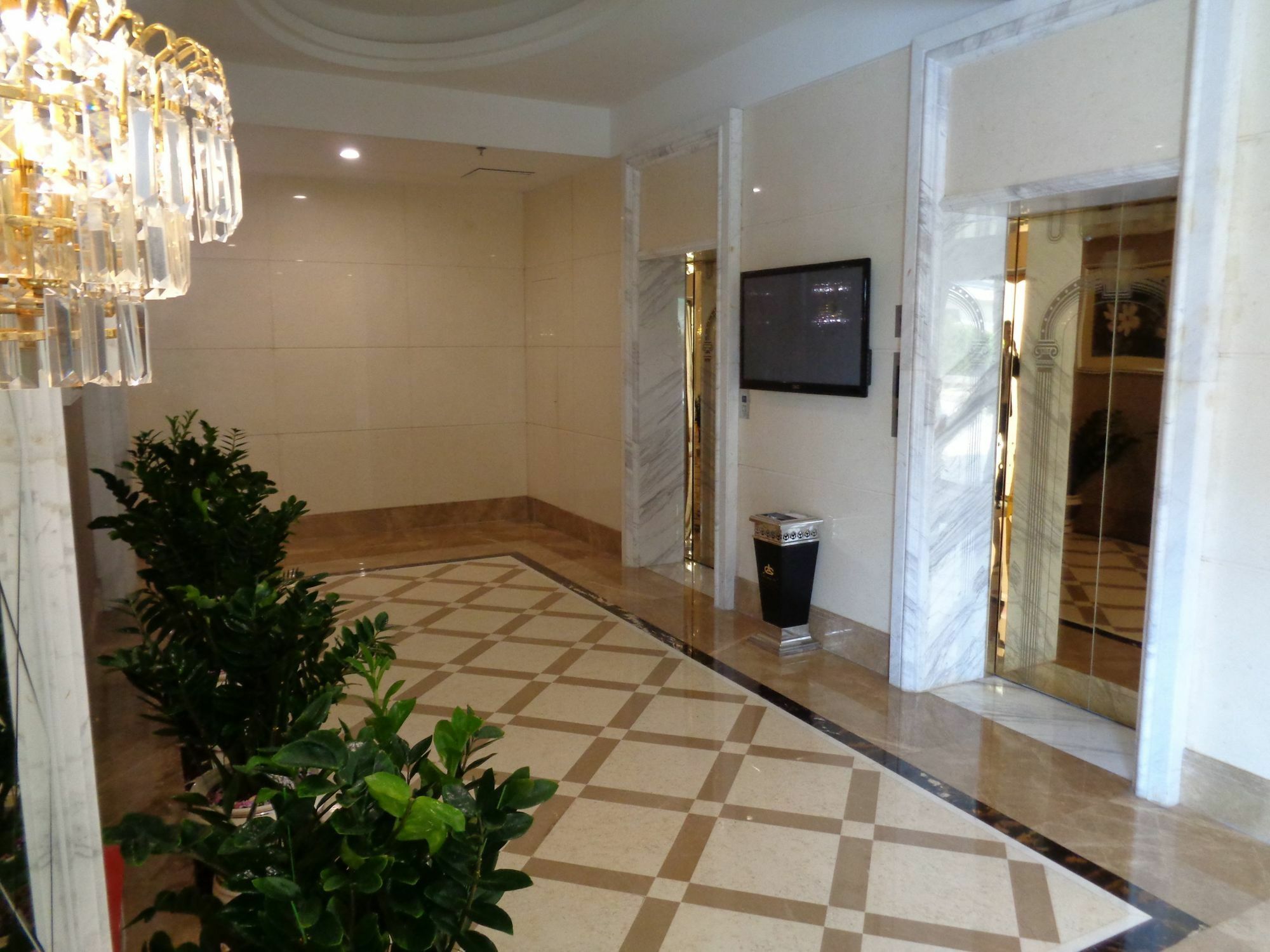 Zhuhai Rongfeng Hotel Extérieur photo